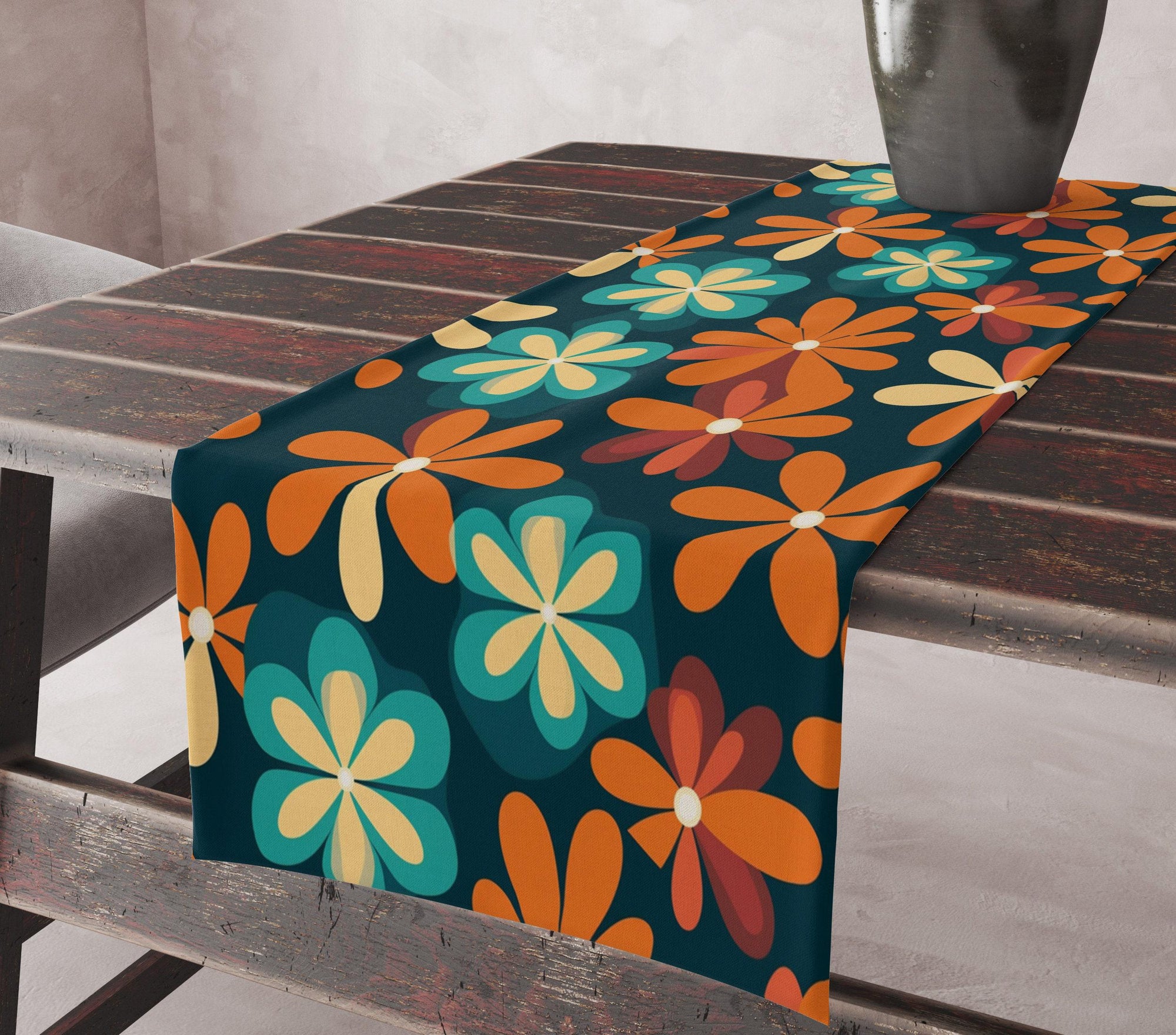 70s Flowers Table Runners, Retro Mid Century Modern Floral Table Runner, Retro Party Table Decor, Retro Floral Table Runner