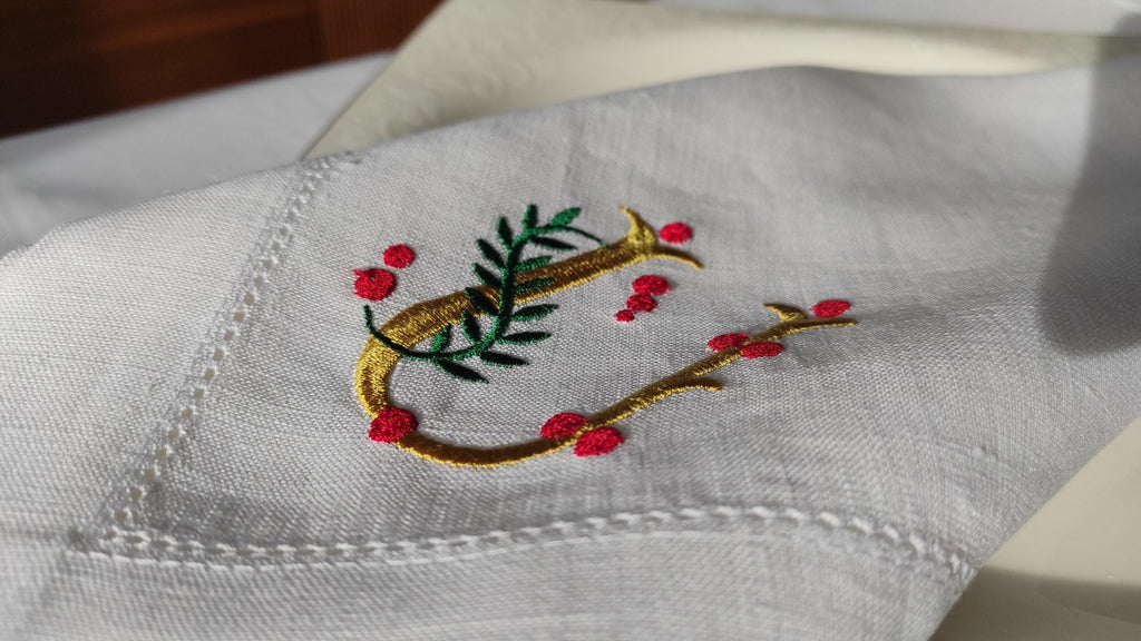 Personalized Christmas Napkins, Holly Misletoe Linen Napkins, Xmas Linen Napkins, Holly Monogrammed Linen Napkins