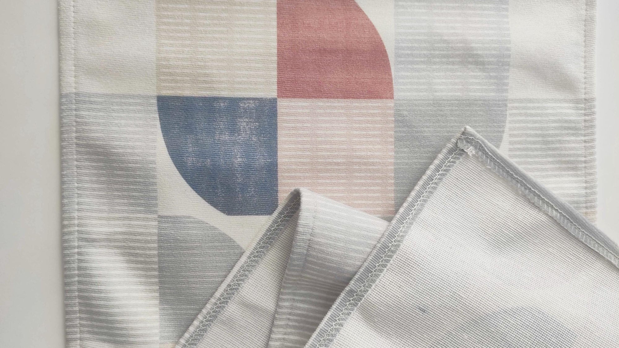 70s Retro Table Runner, Mid Century Modern Table Runner, Retro Party Table Decor, 70s Zigzag Table Runner, Retro Vintage Table Runner
