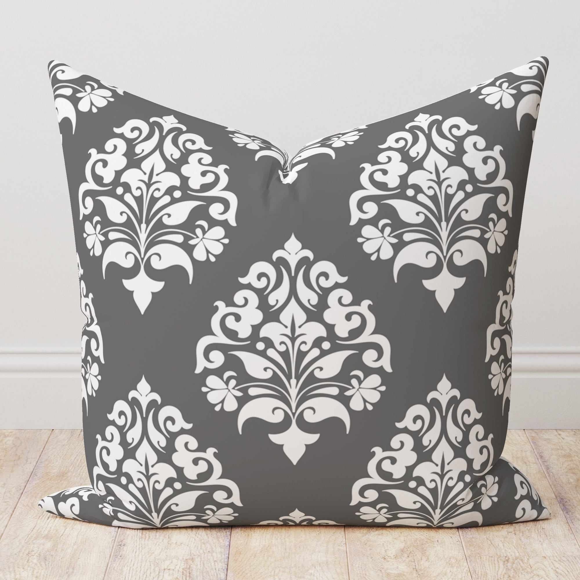 Modern Vintage Floral Pillow Cover, Country Farmhouse Vintage Grey Floral Cushion Cover, Grey Pillow Covers 18x18, Grey Throw Pillows
