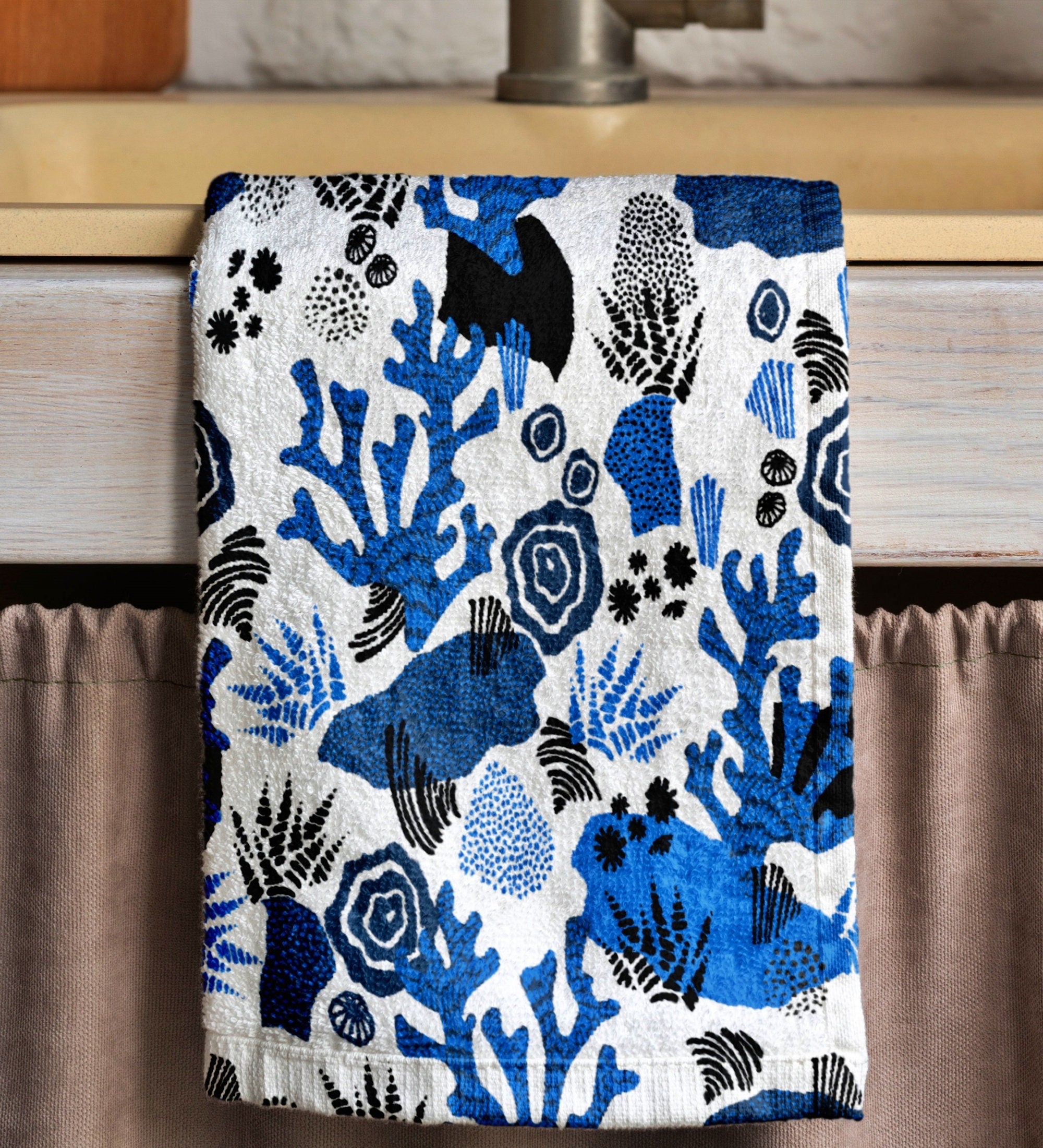 Coral Pattern Tea Towel, Ocean Themed Hand Towel, Deep Sea Dish Towel, Nautical Tea Towel, Kitchen Tea Towel, Coastal Kitchen Towel