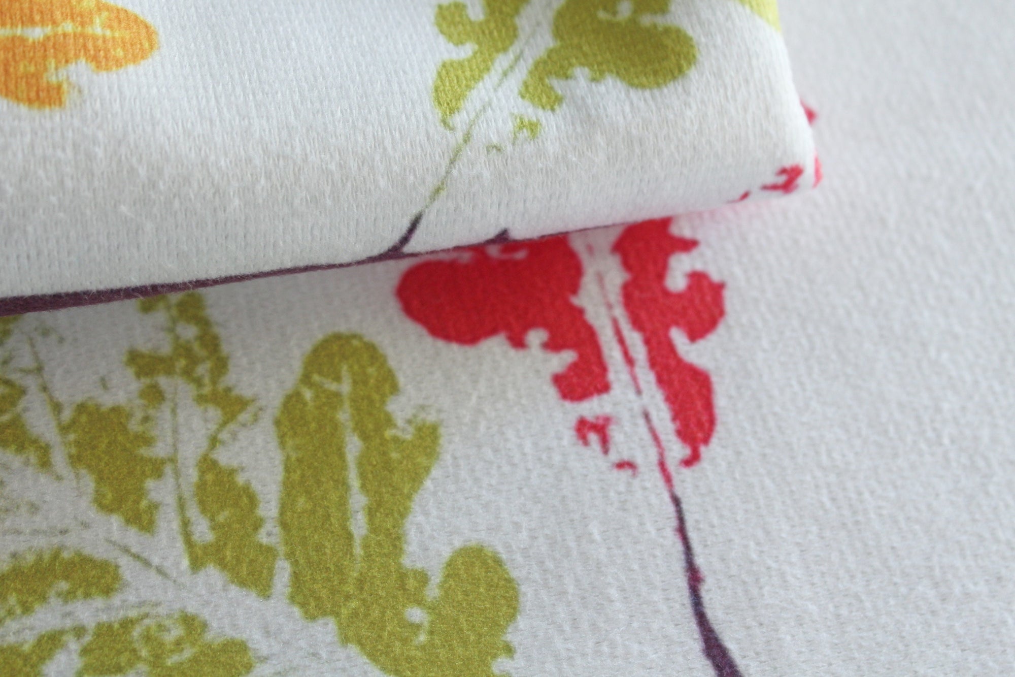 Christmas Tea Towels, Xmas Dish Towel, Christmas Santa Claus Tea Towel, Holly Pine Trees Hand Towel, Christmas Kitchen Towel
