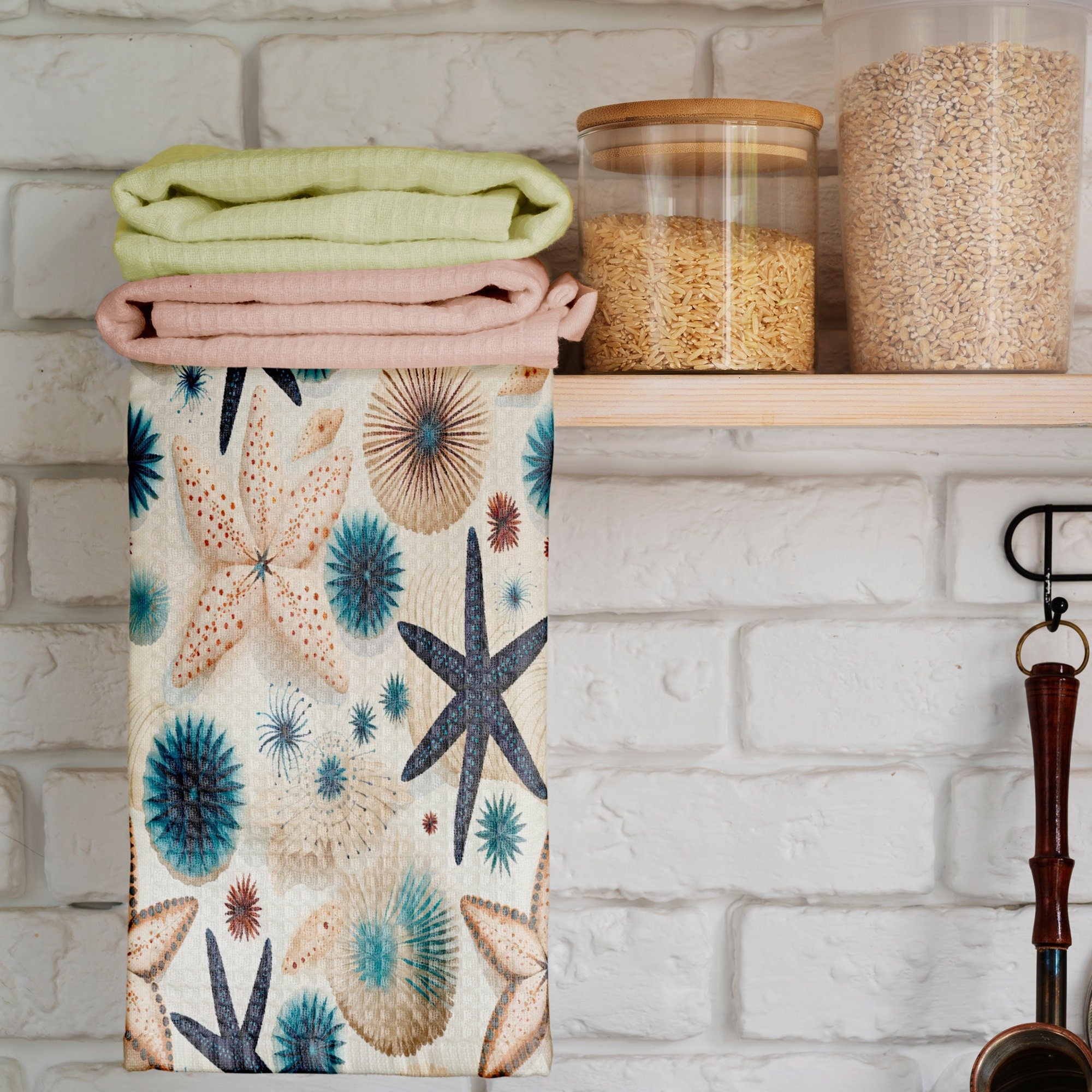 Nautical Tea Towels, Crab Patterned Kitchen Towel, Marine Dish Towels, Sailor Printed Hand Towel, Sea Life Kitchen Towels, Ocean Tea Towels