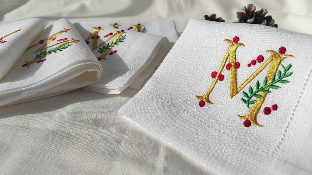 Personalized Christmas Napkins, Holly Misletoe Linen Napkins, Xmas Linen Napkins, Holly Monogrammed Linen Napkins