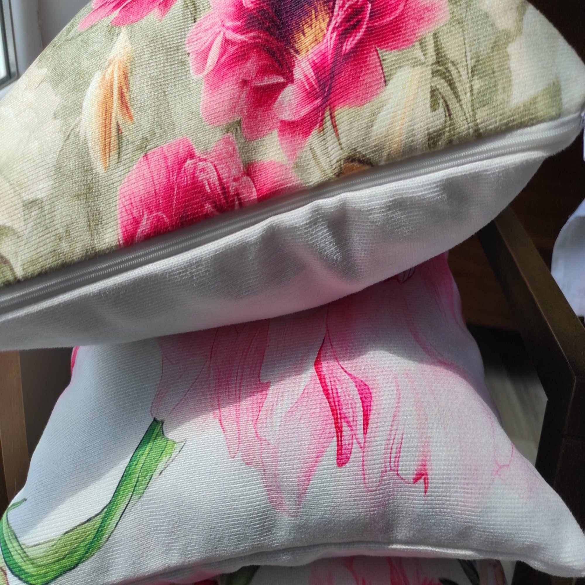 Christmas Birds Pillowcase, Winter Birds Cushion Cover, Winter Decor Cushions, Christmas Birds Pillow Covers, Christmas Flowers Pillowcase