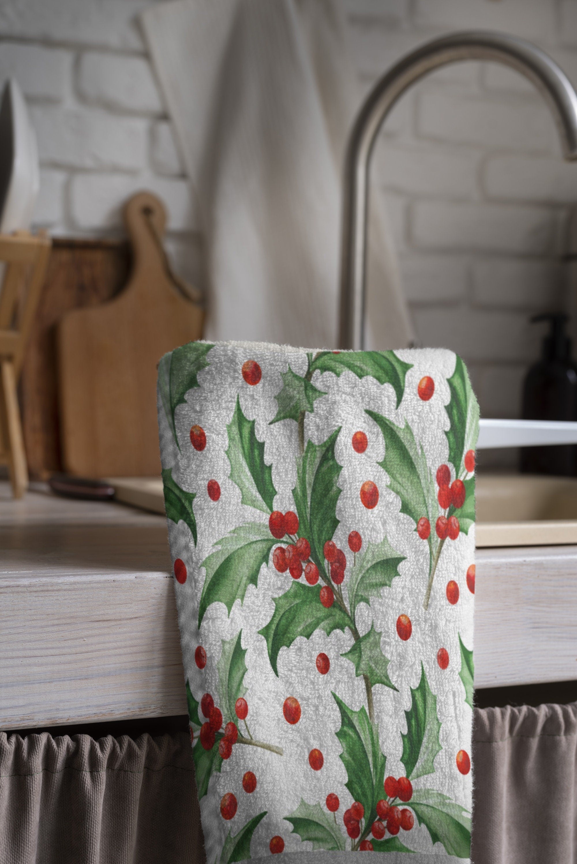 Christmas Berry Tea Towels, Xmas Dish Towel, Christmas Kitchen Decor Towel, Holly Kitchen Hand Towel,  Christmas Kitchen  Decor Dish Towel