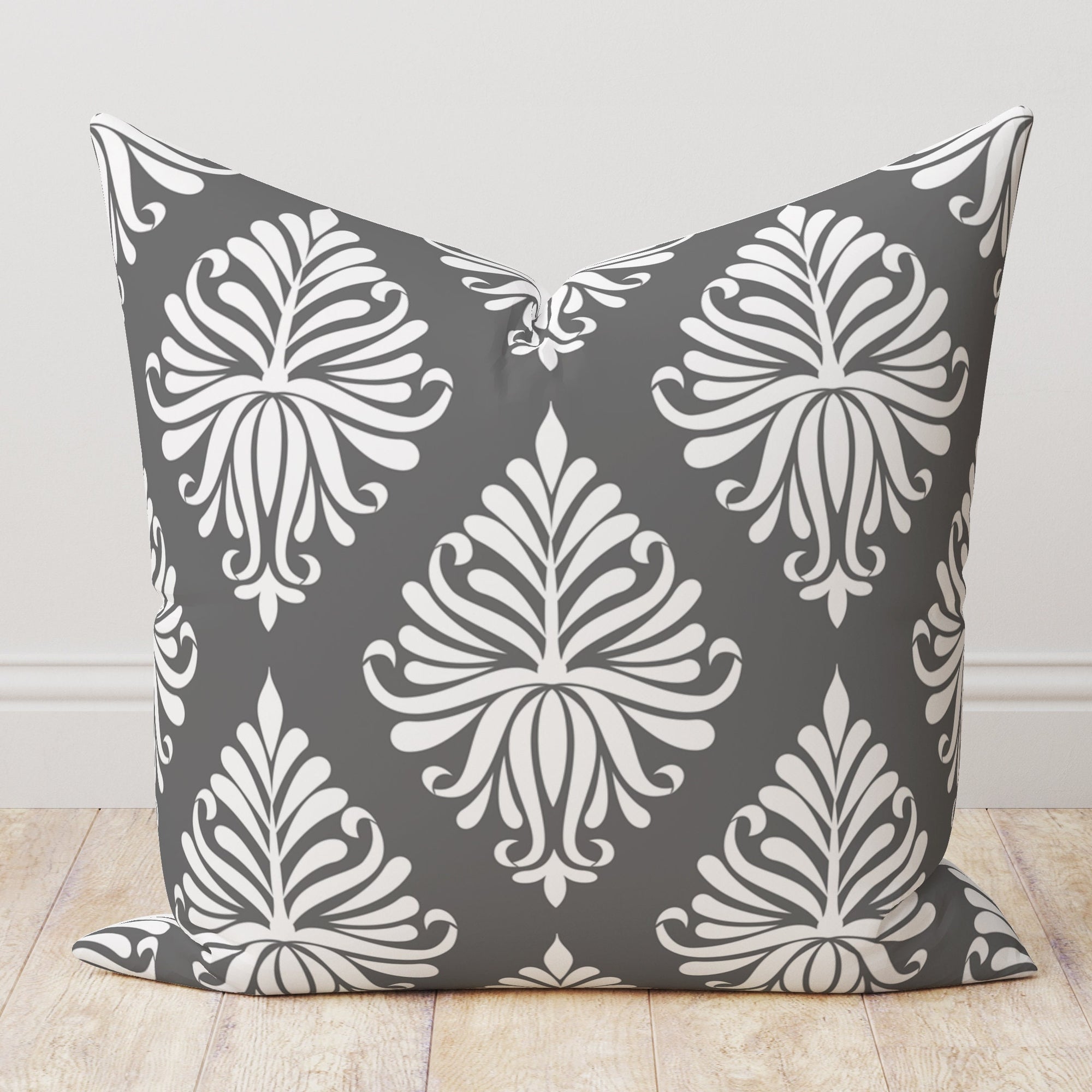 Modern Vintage Floral Pillow Cover, Country Farmhouse Vintage Grey Floral Cushion Cover, Grey Pillow Covers 18x18, Grey Throw Pillows