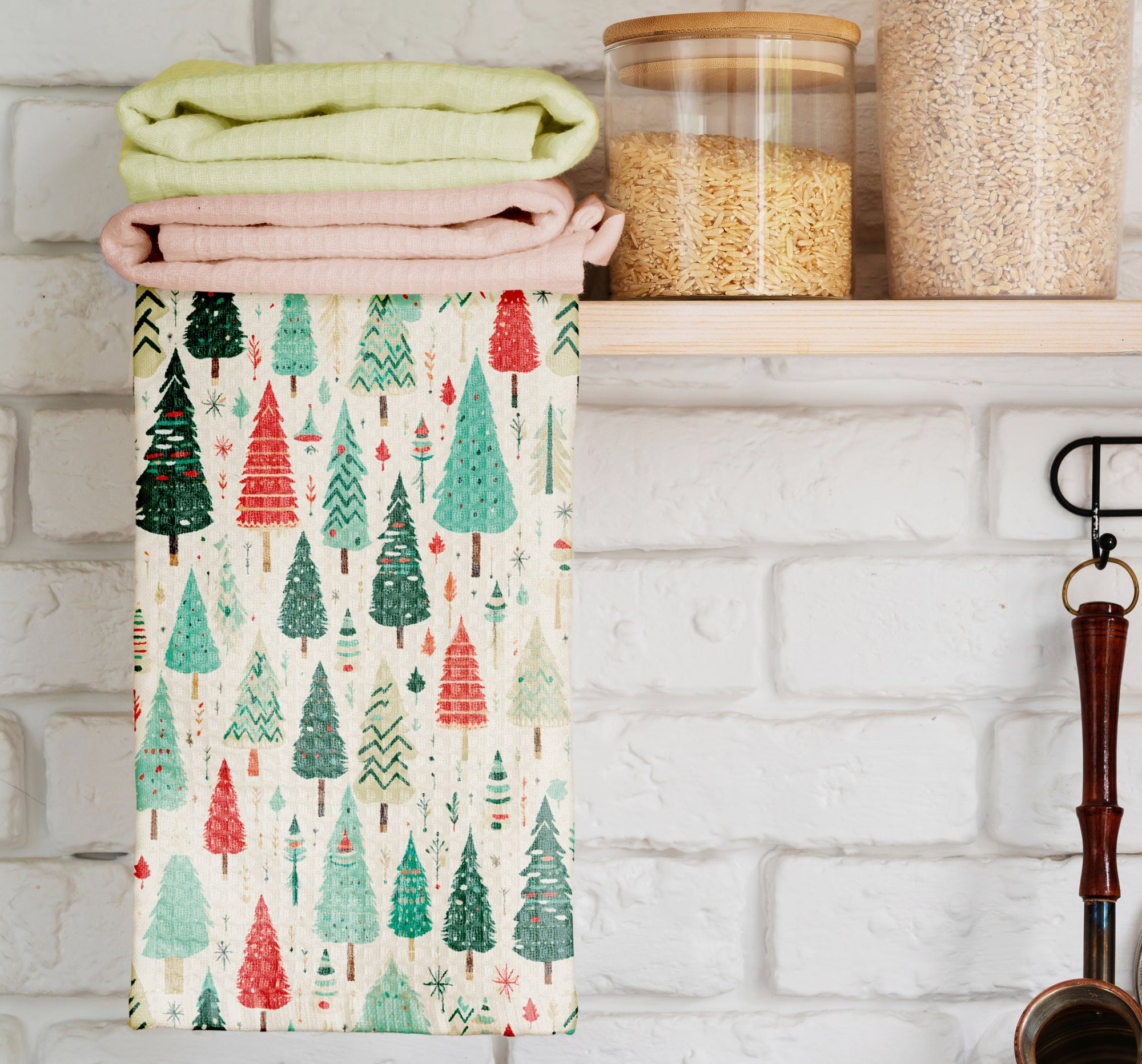 Christmas Tea Towels, Xmas Pine Trees Snowflakes Dish Towel, Christmas Pine Towel, Holly Hand Towel, Christmas Pine Tree Kitchen Towel