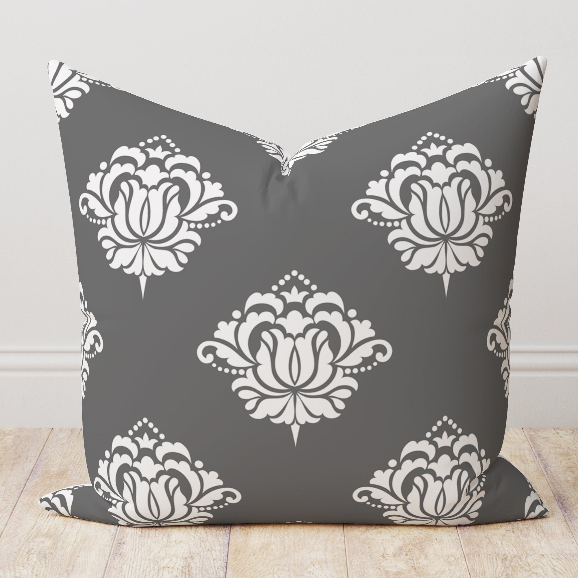 Modern Vintage Floral Pillow Cover, Country Farmhouse Vintage Grey Floral Cushion Cover, Grey Pillow Covers 18x18, Grey Throw Pillows