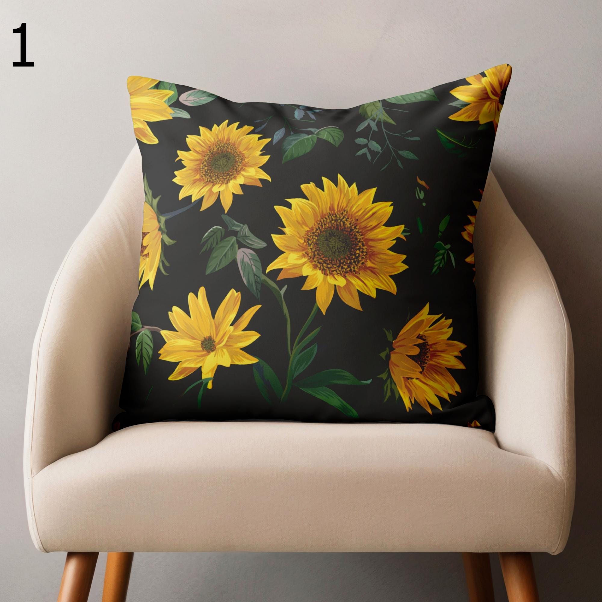 Sunflowers Throw Pillow Cover, Farmhouse Sunflowers Pillow Covers, Sunflowers Pillowcase, Yellow Floral Cushion Cover, Sunflowers Home Decor