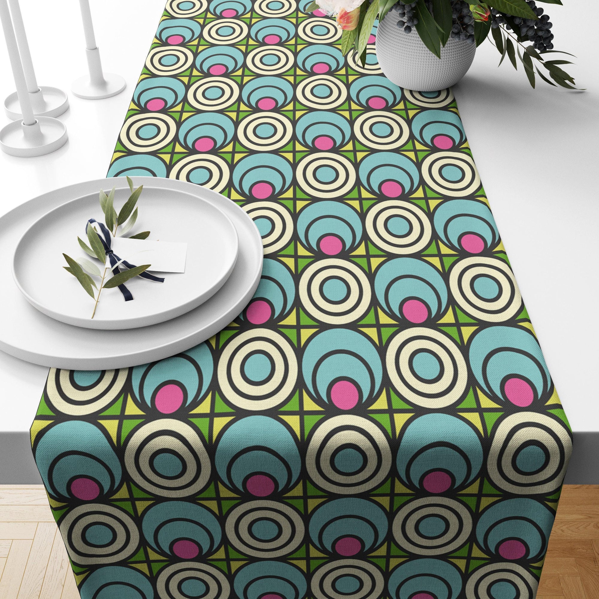70s Retro Zigzag Table Runners, Mid Century Modern Table Runners, Retro Print Table Runners, 80s Table Runners, MCM Coffee Table Runners