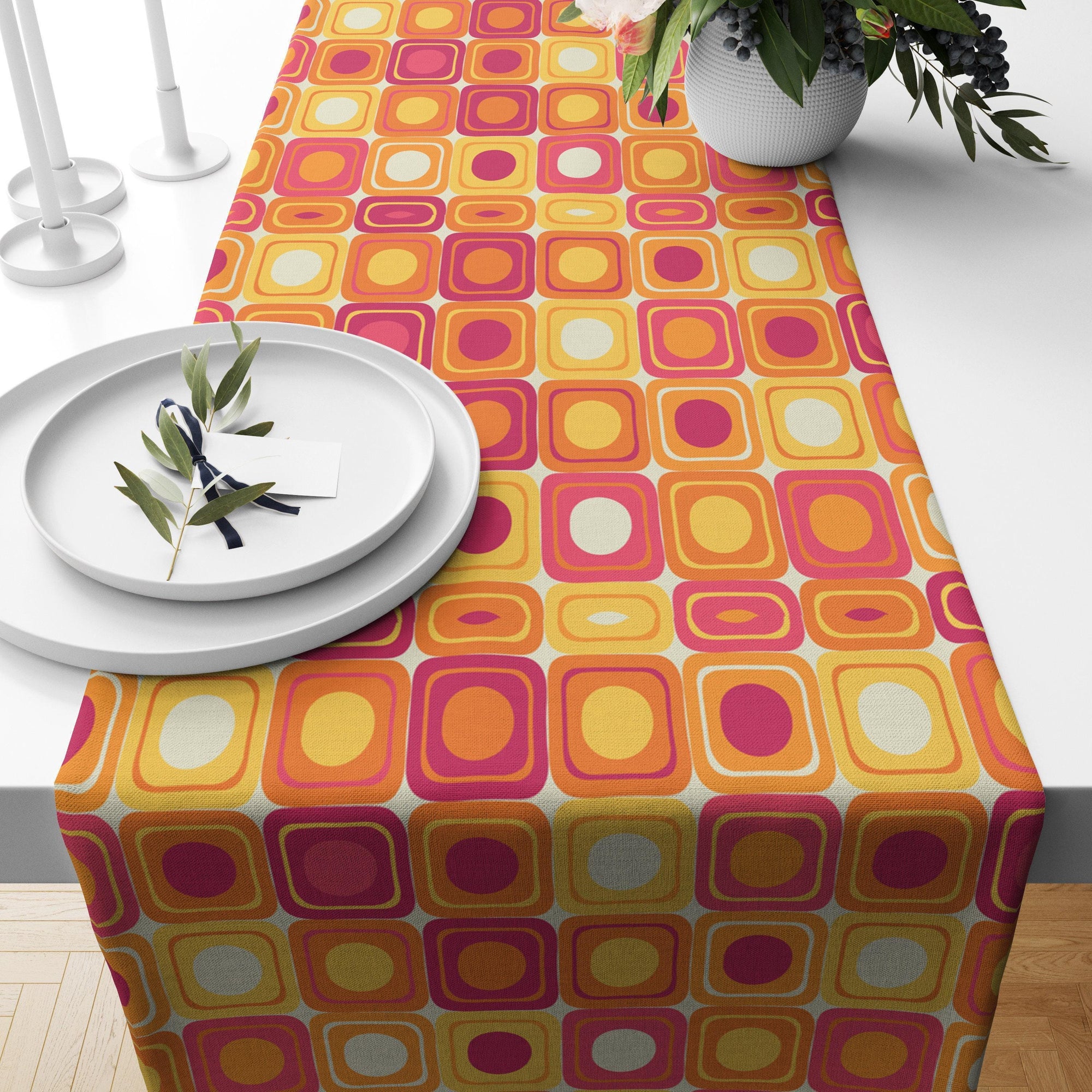 Retro Mid Century Modern Geometric Table Runner, Retro Party Table Decor, 70s Table Decor, Geometric Retro Table Runner