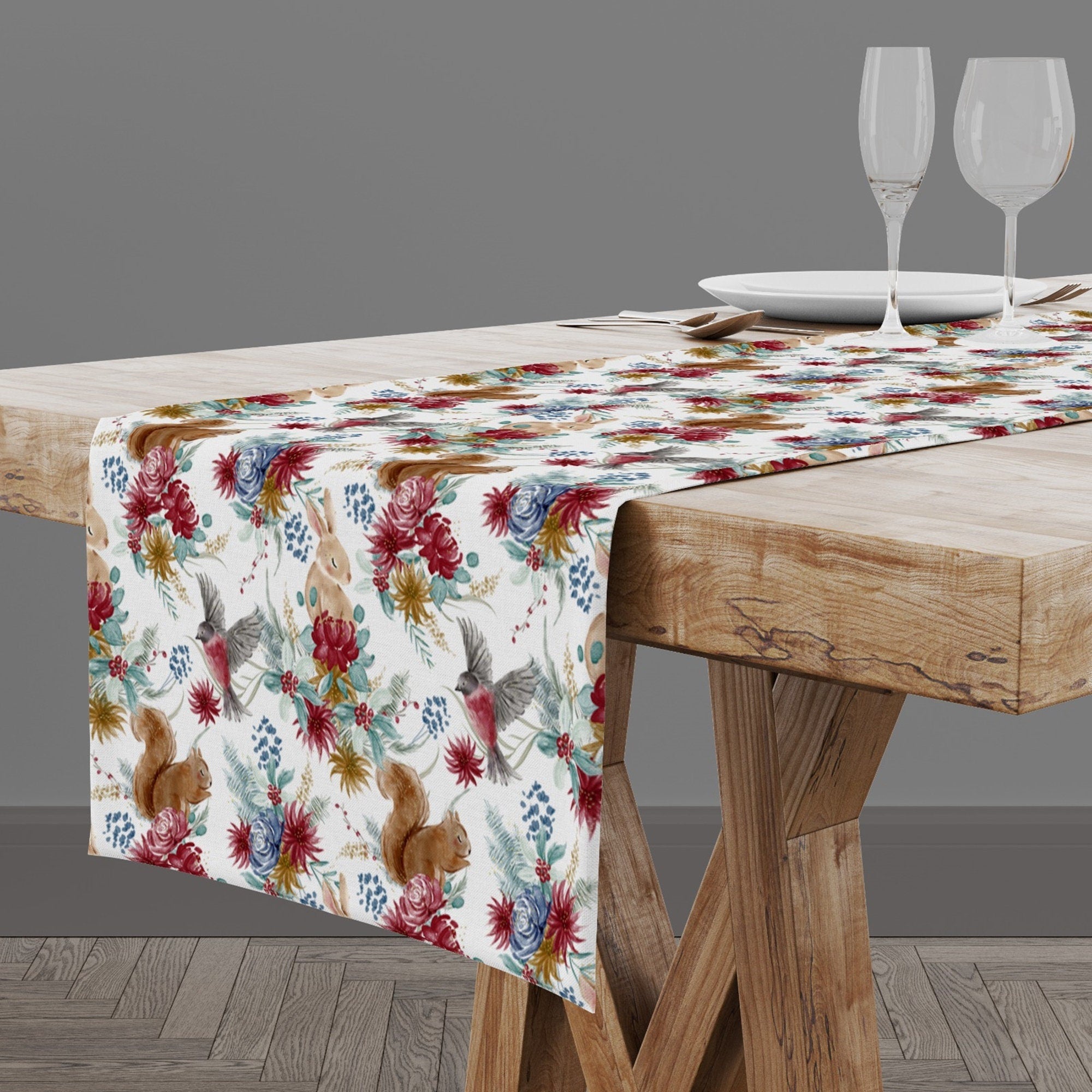 Christmas Table Runner, Holly Table Runner, Xmas Table Runner, Christmas Party Table Runner, Christmas Gift