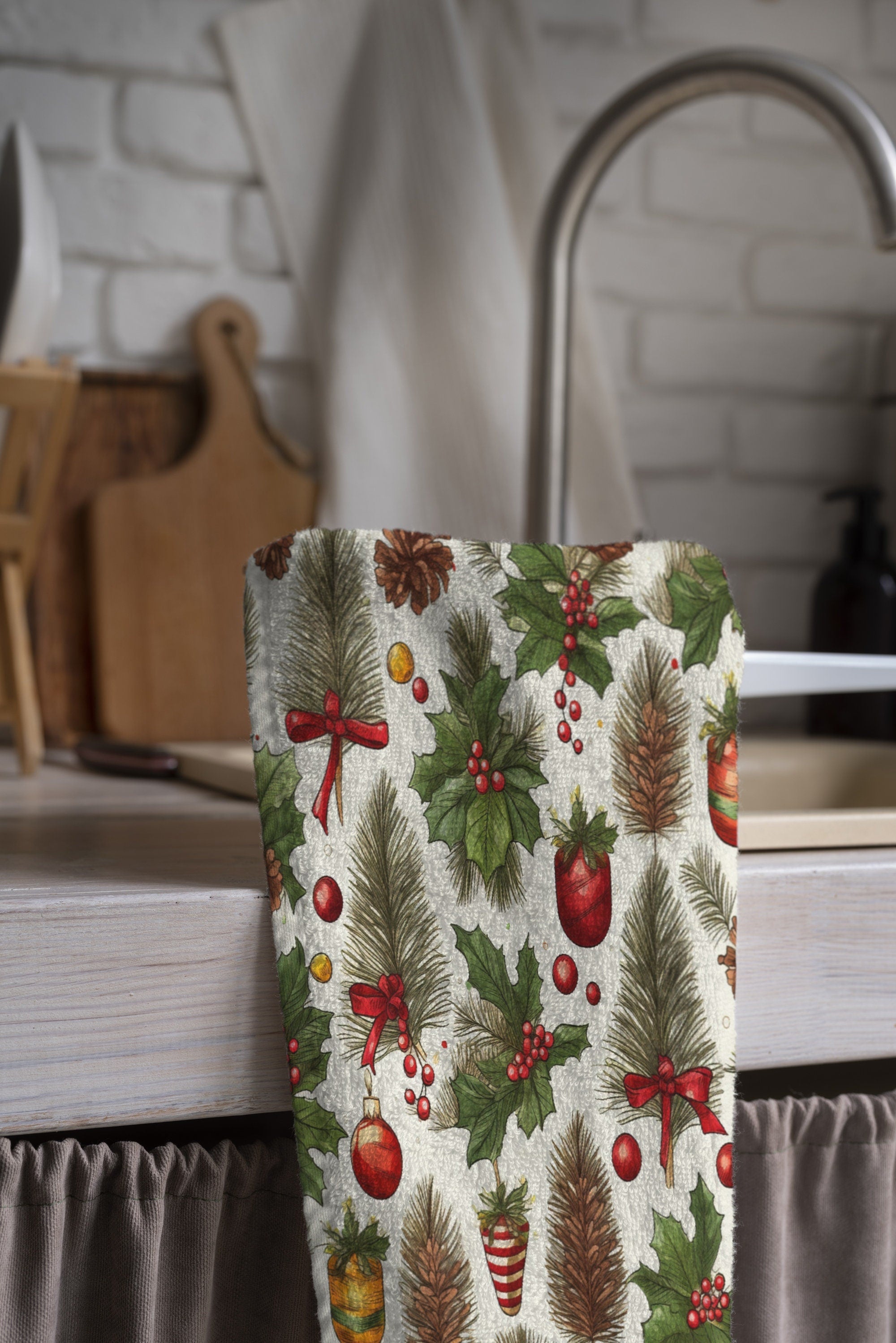 Christmas Berry Tea Towels, Xmas Dish Towel, Christmas Kitchen Decor Towel, Holly Kitchen Hand Towel,  Christmas Kitchen  Decor Dish Towel