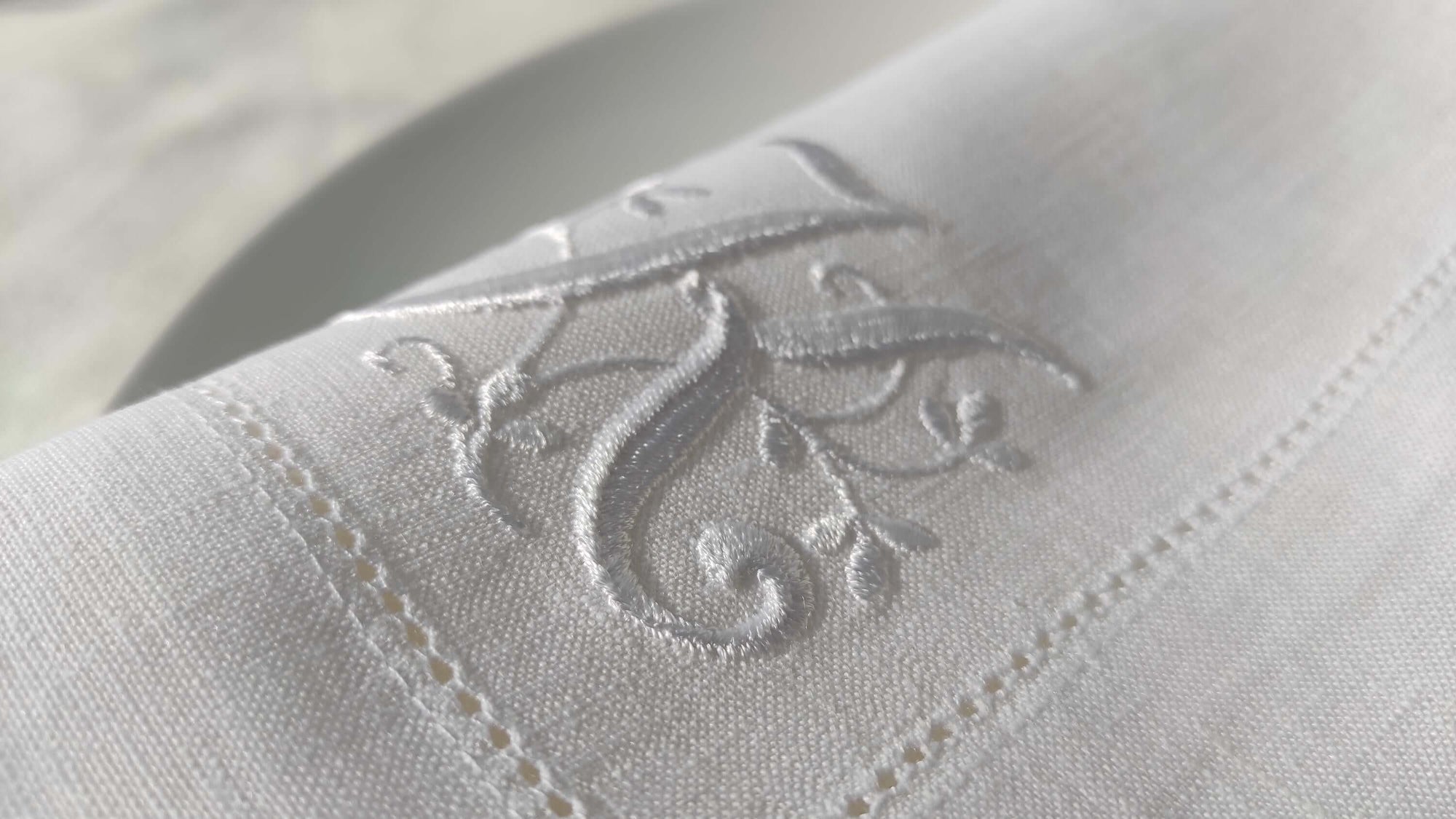 Monogrammed Linen Napkins, Personalized Linen Napkins, Custom Linen Napkins, Letter Monogrammed Linen Napkins, Wedding Monogrammed Napkins