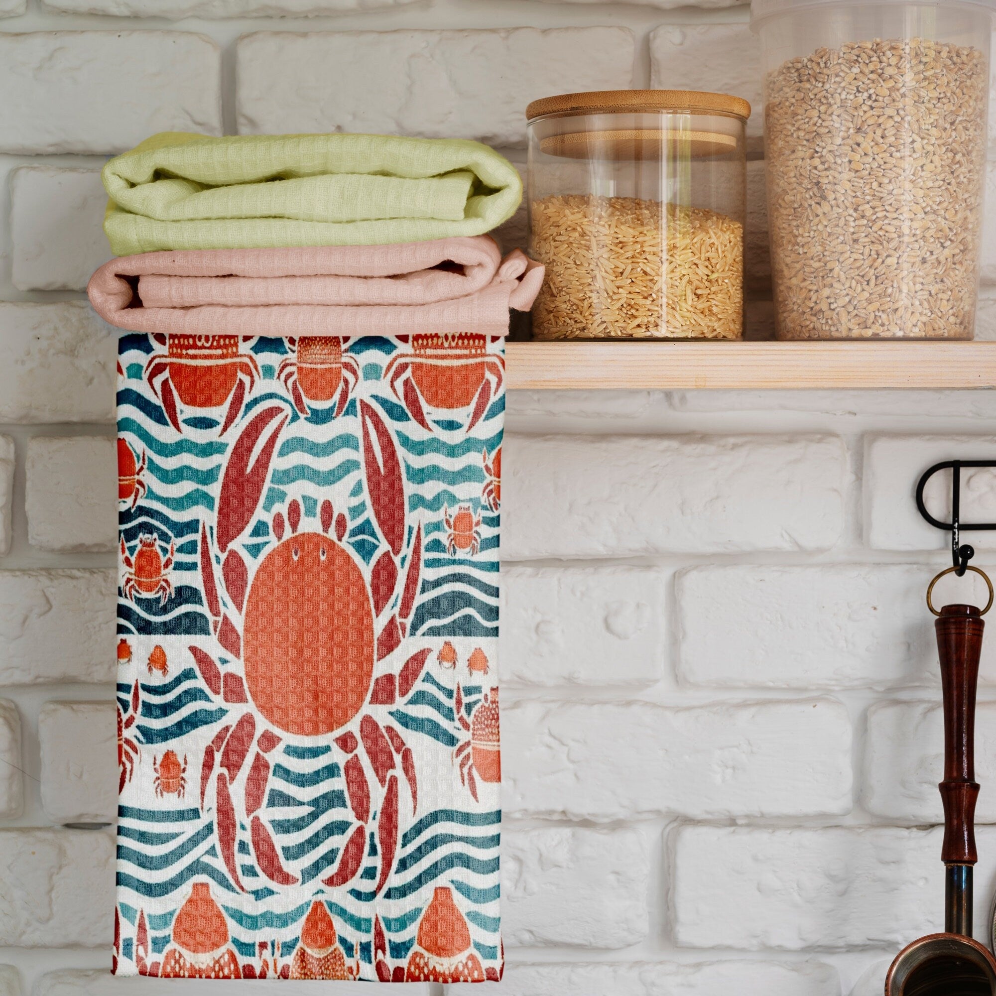 Nautical Tea Towels, Crab Patterned Kitchen Towel, Marine Dish Towels, Sailor Printed Hand Towel, Sea Life Kitchen Towels, Ocean Tea Towels