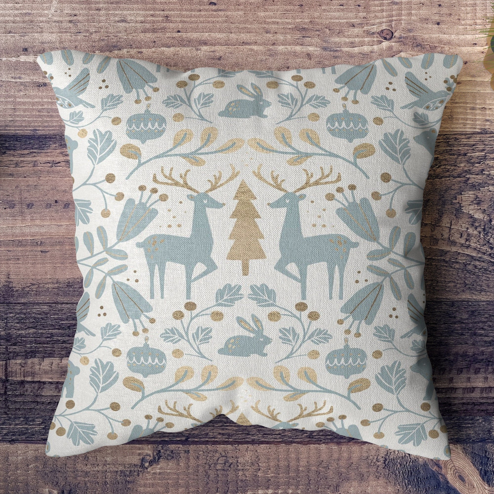Scandinav Winter Cushion Cover, Xmas Winter Animals Scandinav Pillow Cover, Holly Winter Pillow Cover, Christmas Scandinav Pillow Cover