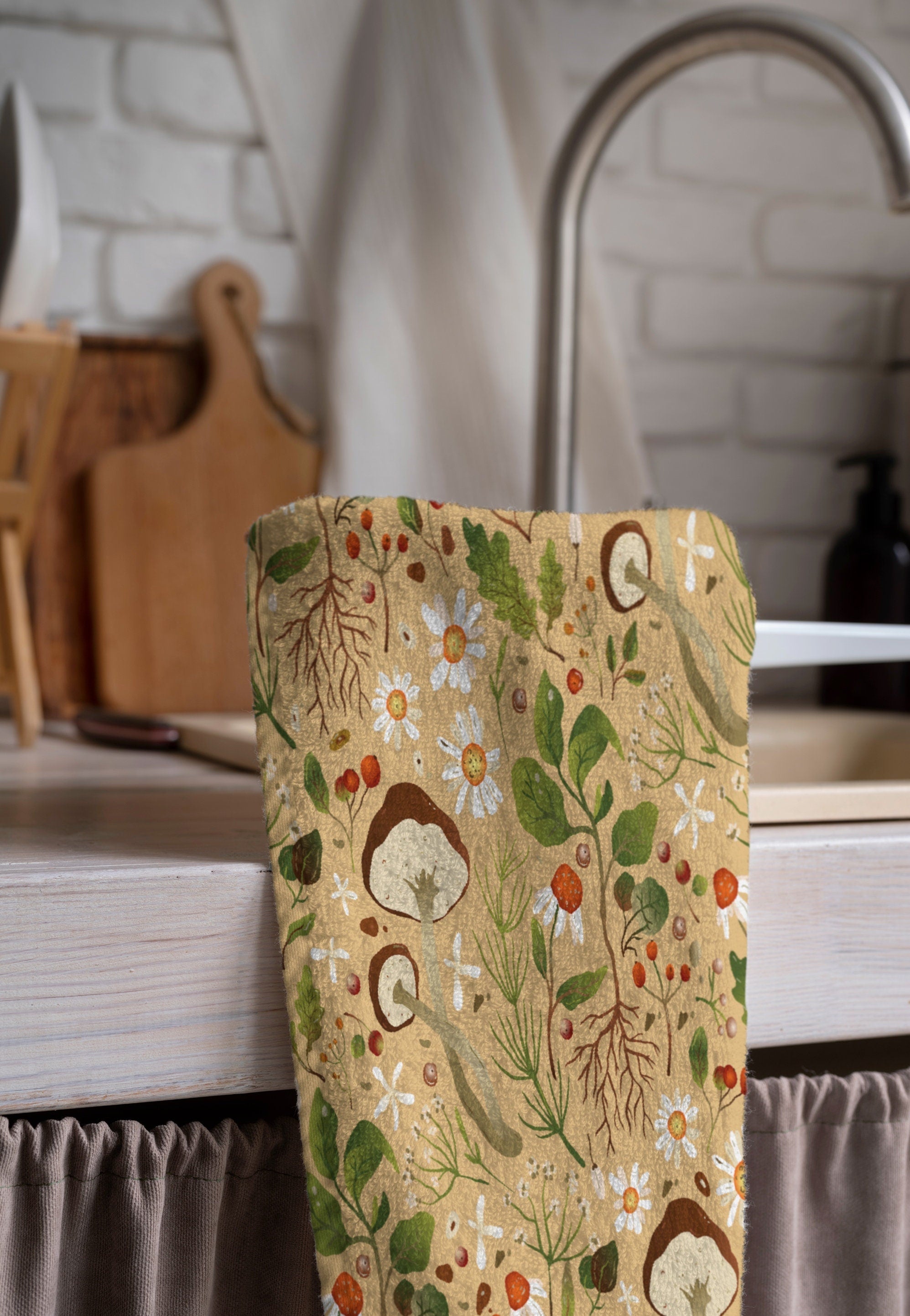 Autumn Leaves Tea Towels, Fall Tea Towel, Autumn Kitchen Decor, Kitchen Hand Towel, Thanksgiving Kitchen Table Decor Tea Towel