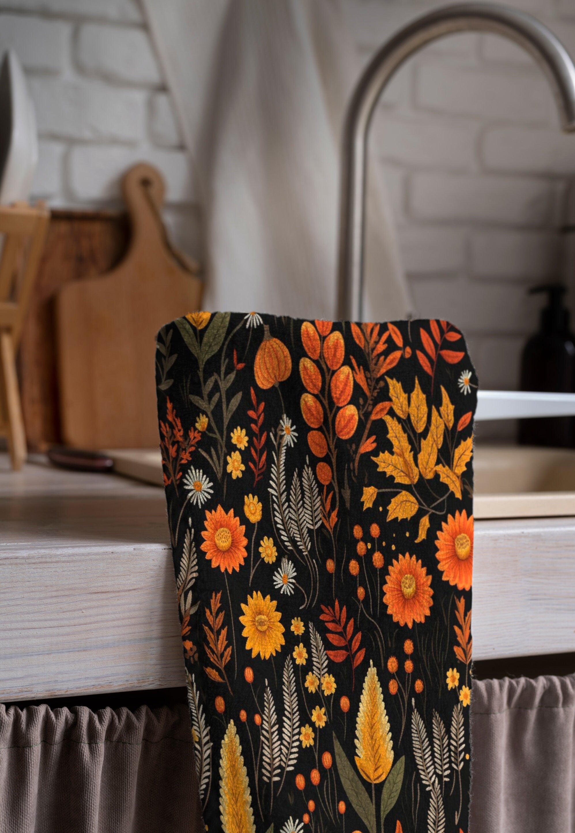 Thanksgiving Tea Towel, Autumn Tea Towels, Fall Tea Towel, Autumn Kitchen Decor, Kitchen Hand Towel, Thanksgiving Table Decor Tea Towel