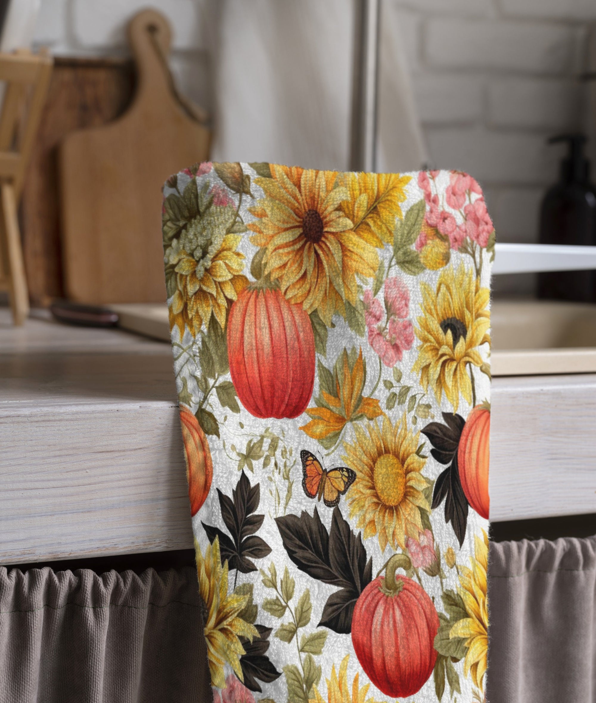 Autumn Tea Towels, Thanksgiving Tea Towels, Autumn Sunfllower Tea Towels, Fall Kitchen Hand Towel, Thanksgiving Pumpkin Tea Towel