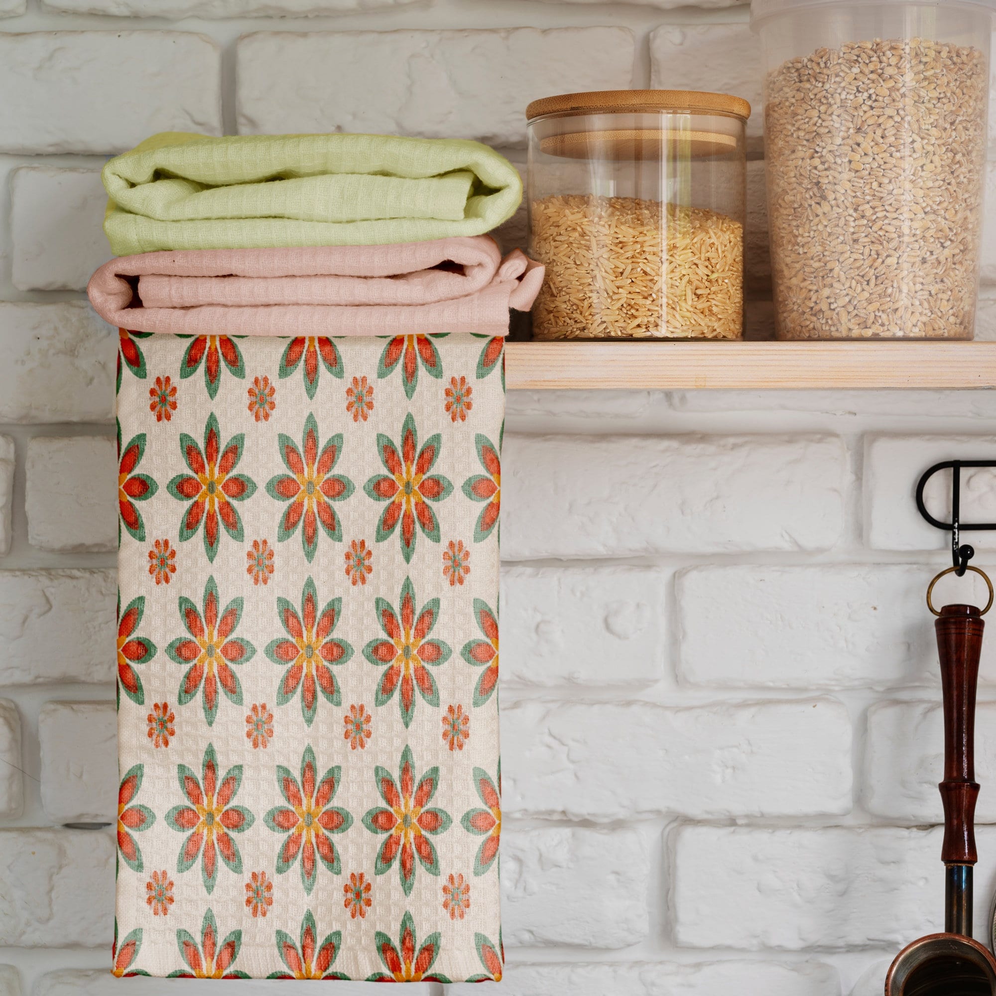 Retro Tea Towels, Retro Flowers Dish Towel, 70s Flowers Tea Towels, Mid Century Modern Hand Towel, Retro Kitchen Towels