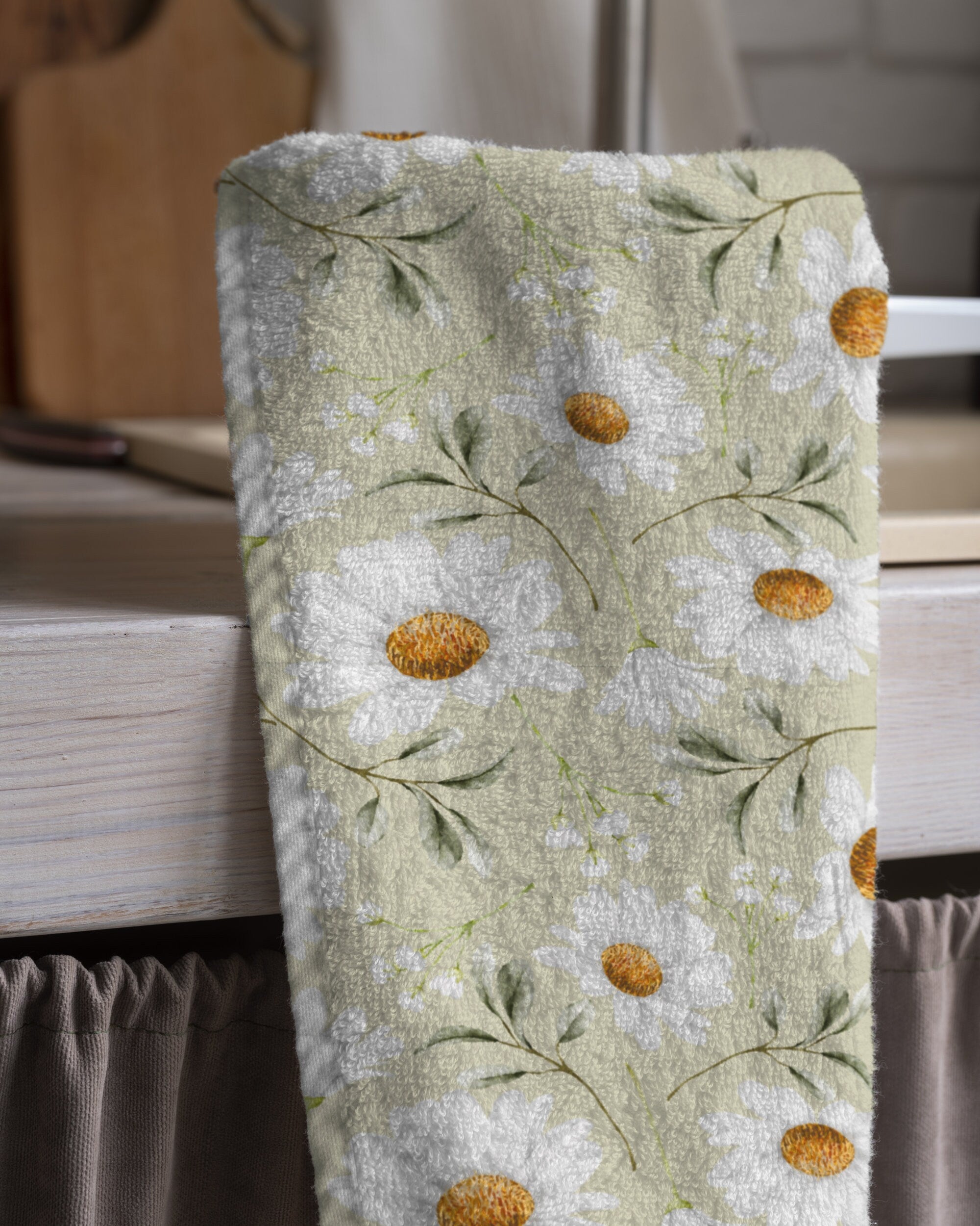 Floral Tea Towels, Daisy Flowers Dish Towel, Daisy Flowers Printed Towels, Daisy Hand Towel, Floral Kitchen Towels