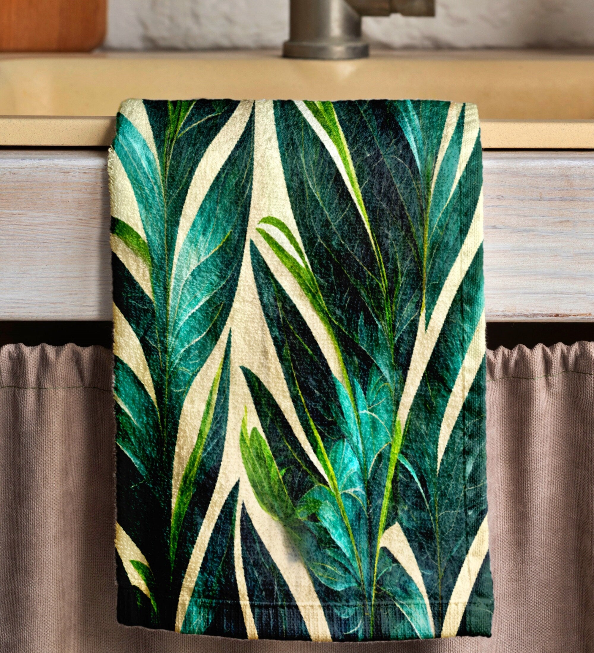 Dark Green Botanical Tea Towels, Elegant Leaf Print Kitchen Towels, Nature-Inspired Hand Towels, Modern Tropical Dish Towels