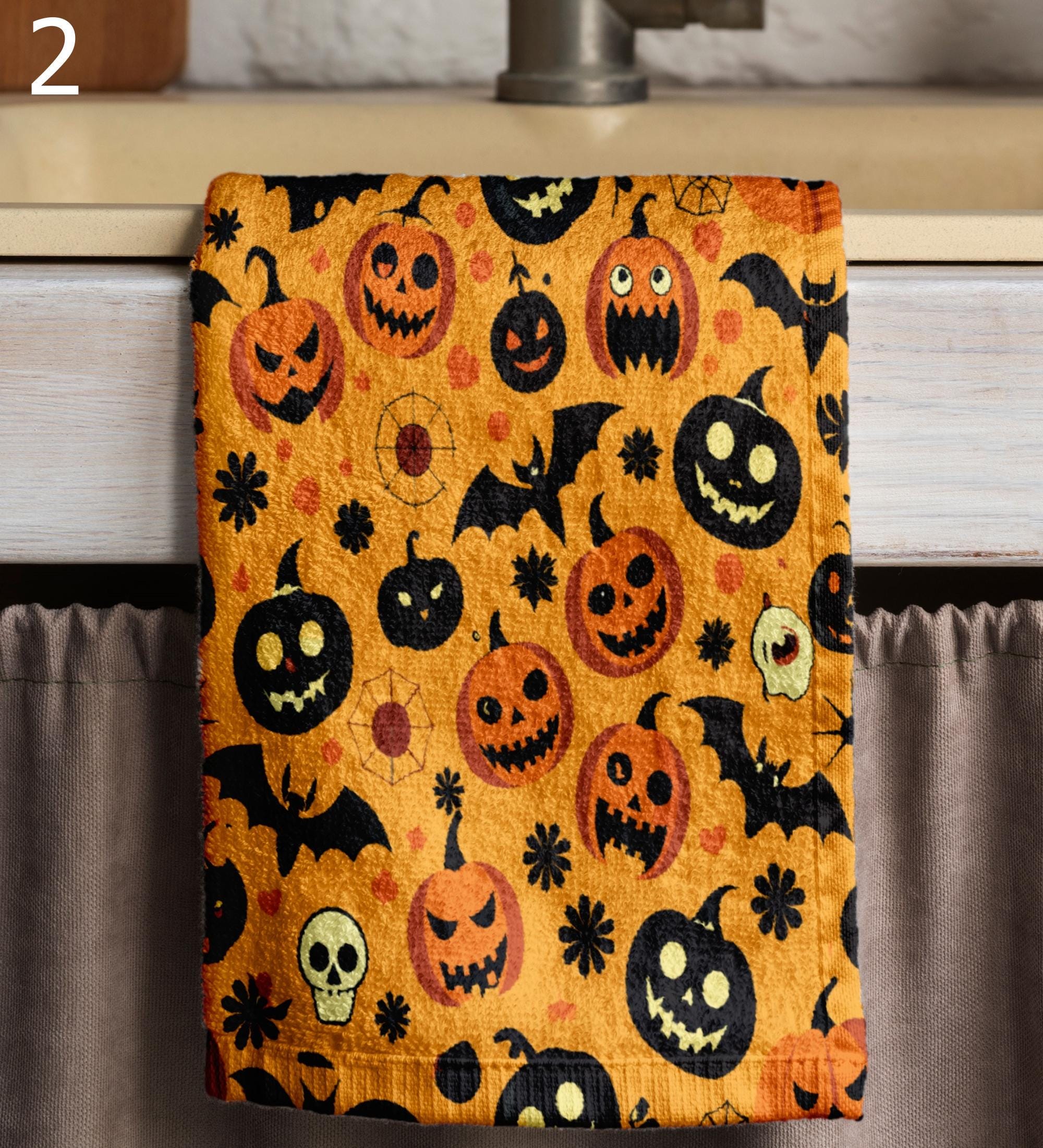 Trick or Treat Hand Towels, Halloween Kitchen Towels, Halloween Retro Tea Towels, Cute Spooky Dish Towels, Halloween Retro Dish Towel