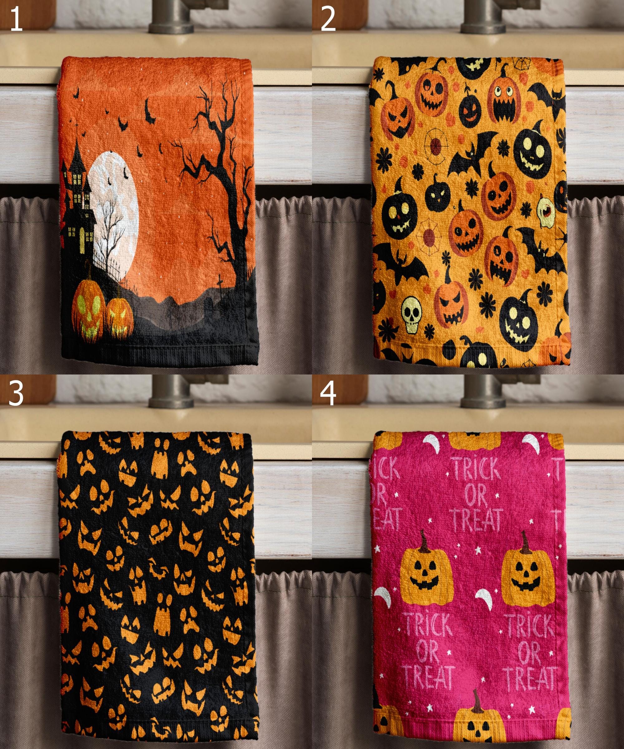 Trick or Treat Hand Towels, Halloween Kitchen Towels, Halloween Retro Tea Towels, Cute Spooky Dish Towels, Halloween Retro Dish Towel
