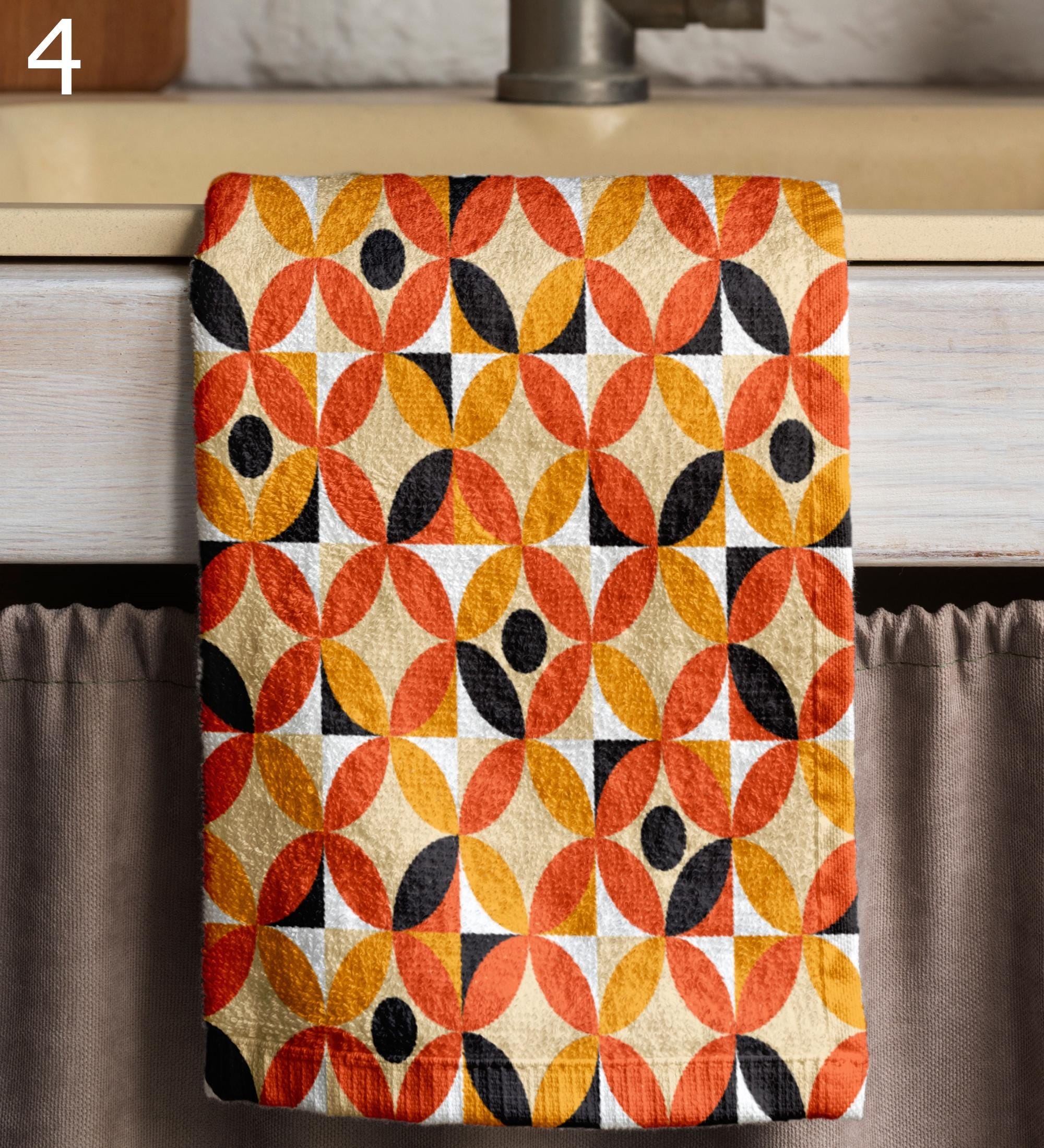 Mid Century Kitchen Towels, Retro Tea Towels, 70s Bauhaus Dish Towels, Bauhaus Retro Bath Towel, Retro Geometric Abstract Bathroom Towels