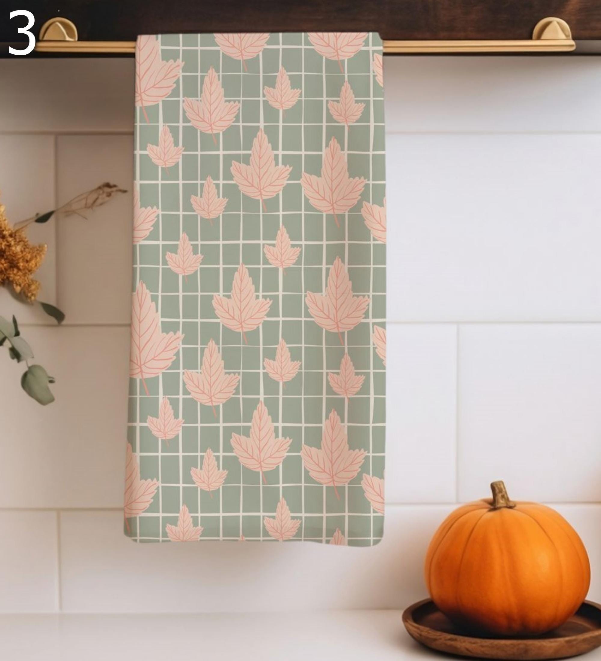Fall Leaves Tea Towels, Cozy Autumn Leaves Tea Towels, Autumn Kitchen Towels, Thanksgiving Printed Dish Towels, Thanksgiving Tea Towels