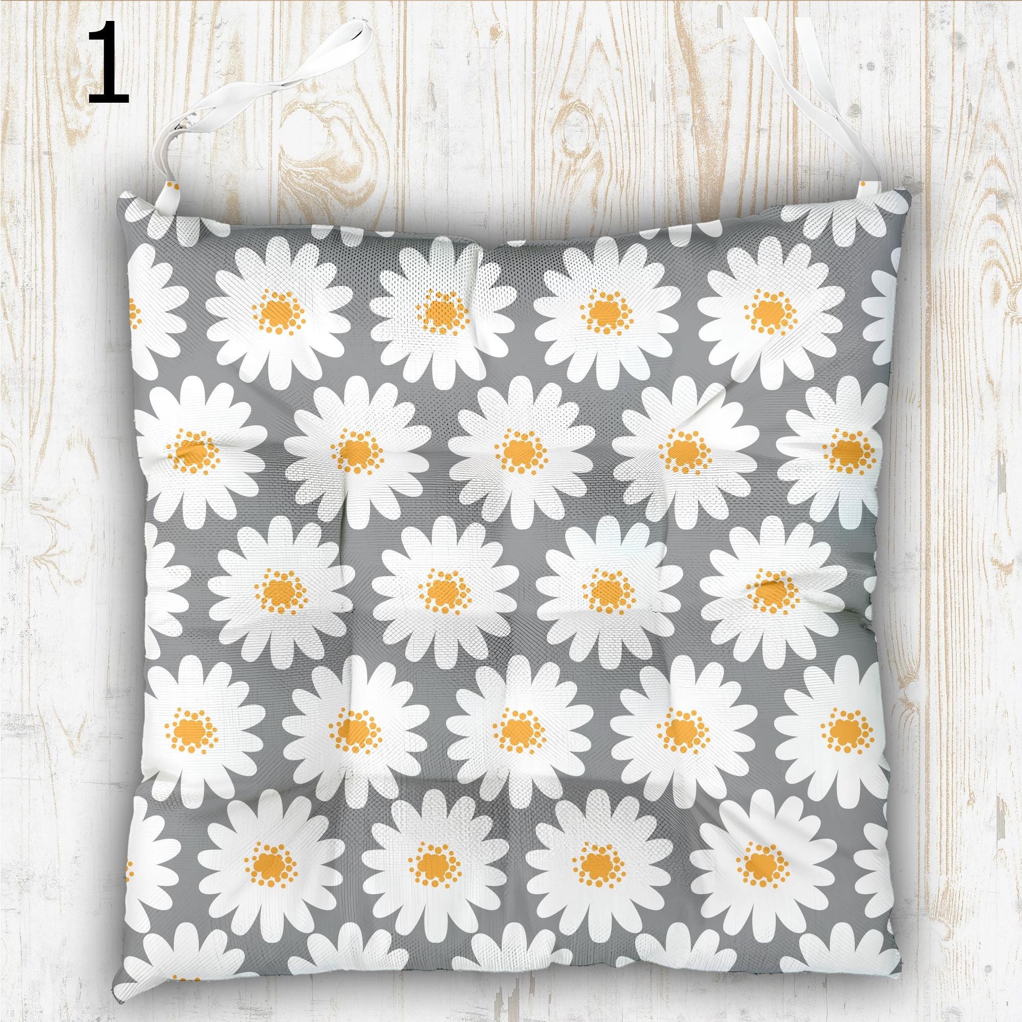 Vibrant Colors Lemon Print Chair Cushion, Lemon Chair Pads, Yellow Summer Chair Pads with Ties, Daisy Floral Patio Chair Pads