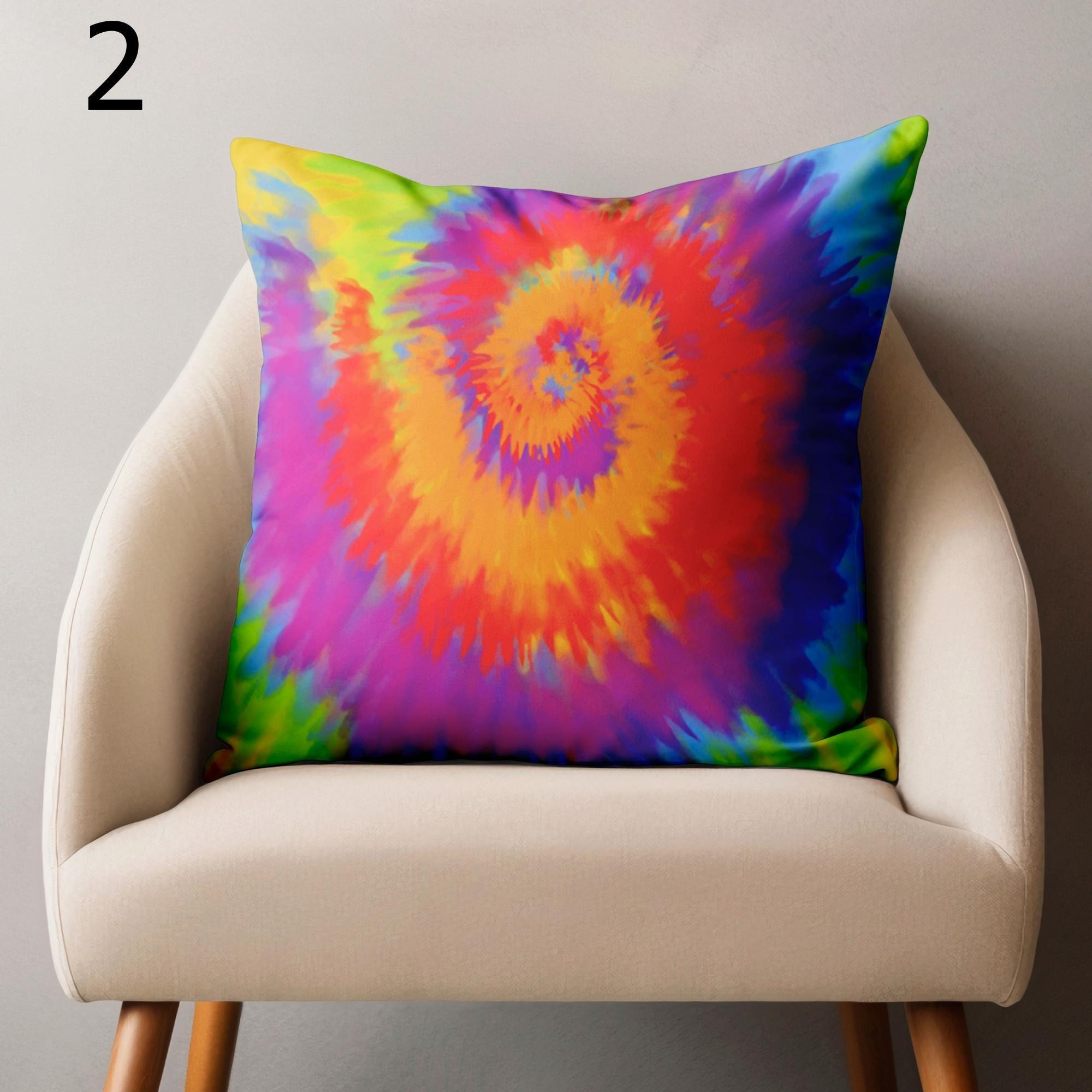 Colorful Tie Dye Throw Pillow Covers, Spiral Heart Designs Cushion Cover, Boho Rainbow Cushion Covers, Retro Hippie Room Decor Pillowcase