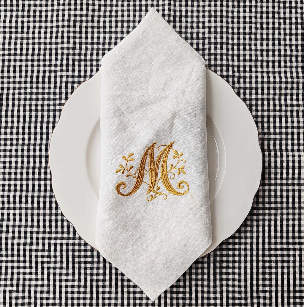 Letter Monogrammed Napkins, Personalized  Linen Napkins, Monogrammed Napkins, Custom Linen Napkins, Embroidered Initials on Wedding Napkin