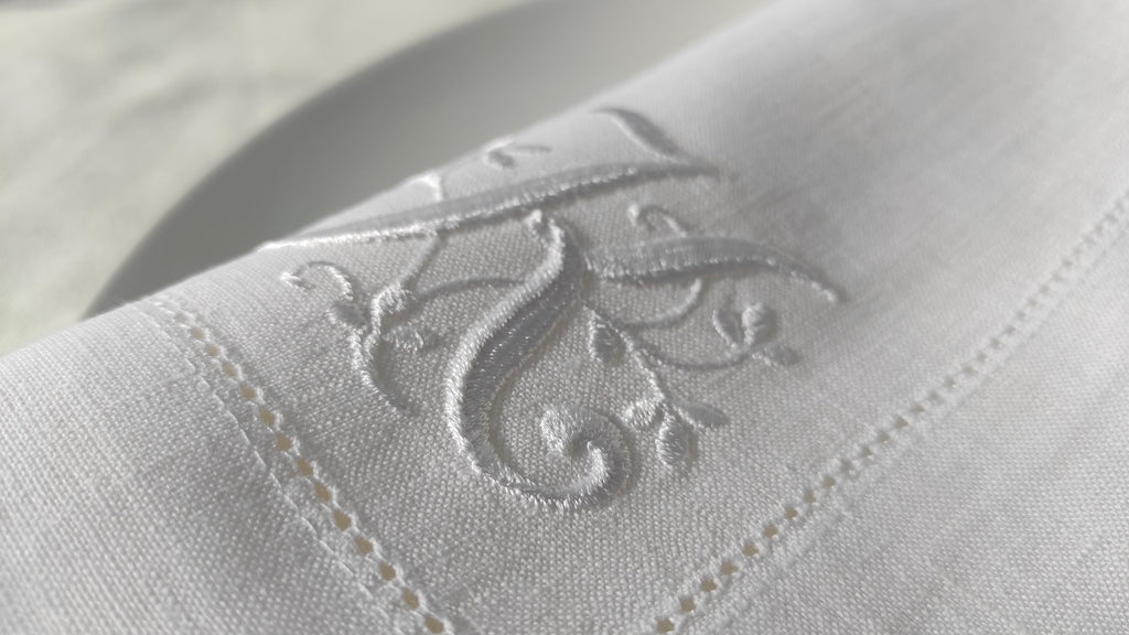Personalized Linen Napkins, Custom Linen Napkins, Letter Monogrammed Linen Napkins, Wedding Monogrammed Napkins, Wedding Napkins