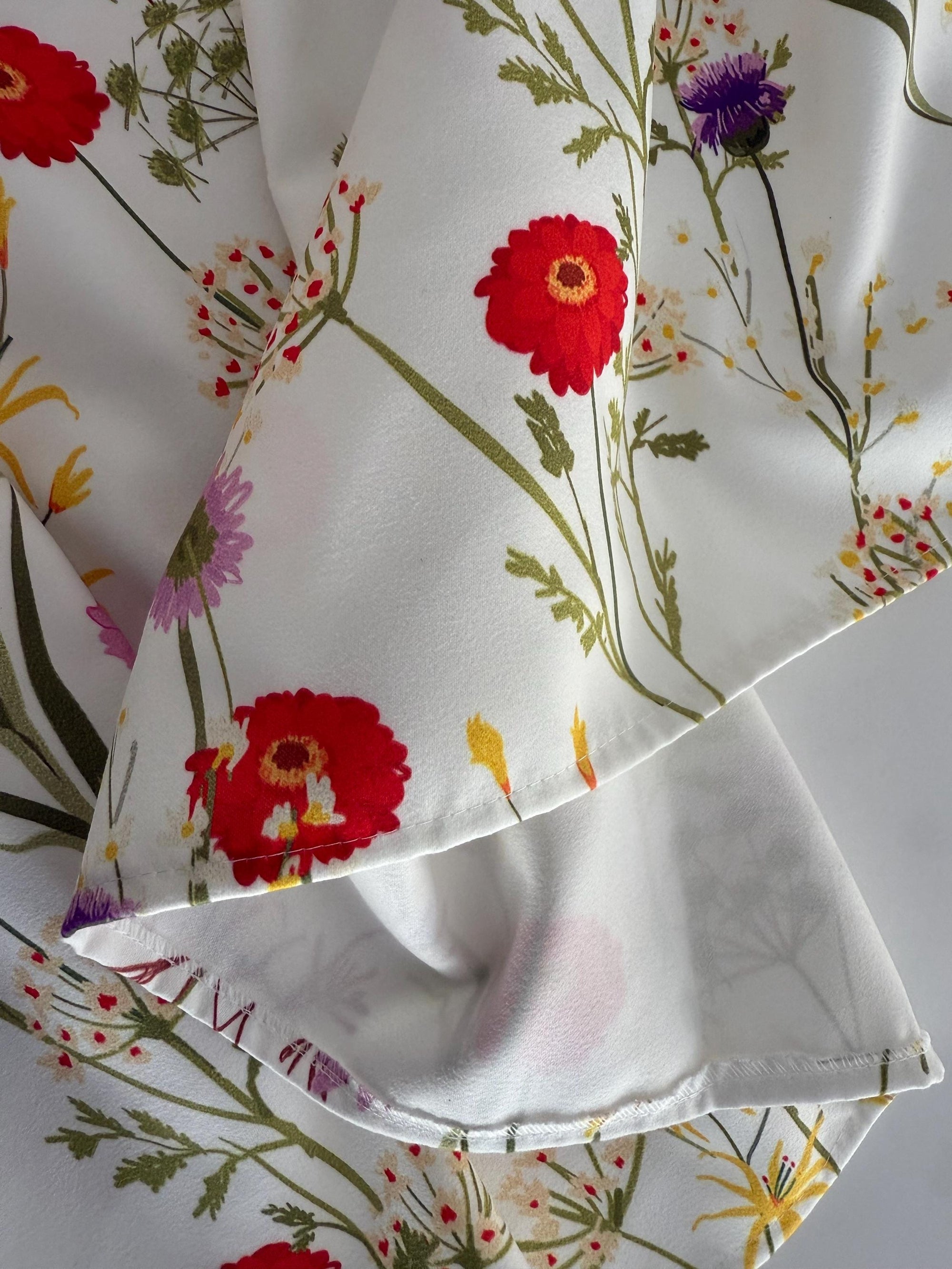 Floral Curtains, Vintage Style Floral Curtain, Farmhouse Wildflowers Curtain Panels, Floral Print Drapes, Wildflower Window Curtains