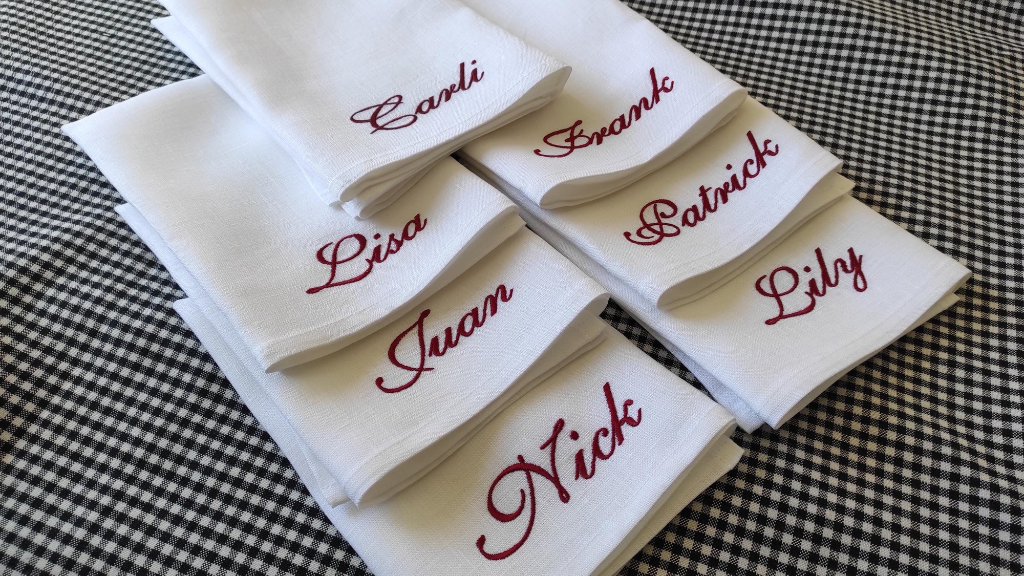 130 PC Napkins - Mitered- 18 İnch - Fee Coupon