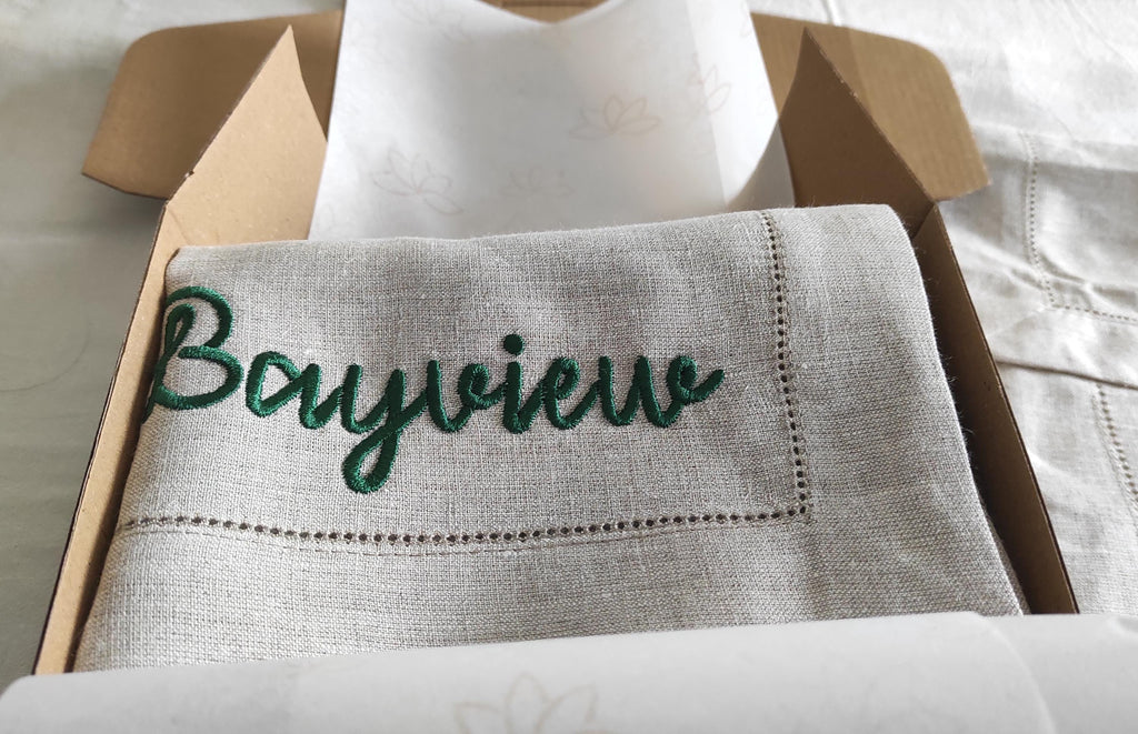 Name Embroidered Napkins, Wedding Monogrammed Napkins, Wedding Napkins, Personalized Linen Napkins with Name Embroidery, Family Linen Napkin