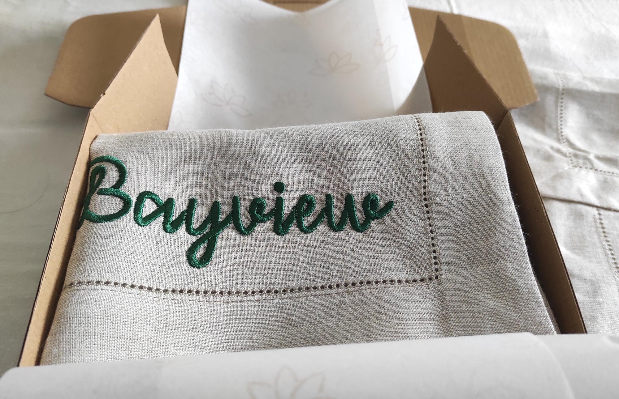 Name Embroidered Napkins, Wedding Monogrammed Napkins, Wedding Napkins, Personalized Linen Napkins with Name Embroidery, Family Linen Napkin