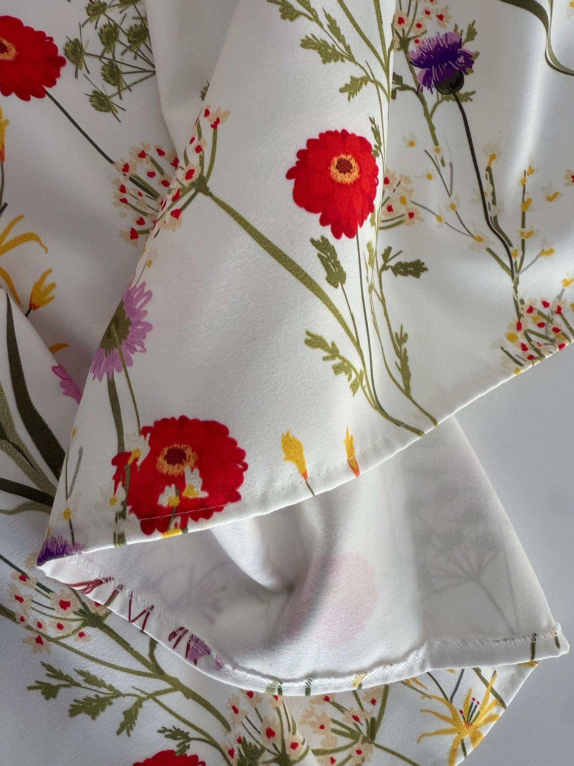 Retro Floral Curtain Panels, Floral Abstract Window Curtain, Retro Vintage Flowers Blackout Drapes, Daisy Flowers Grommet Print Panels